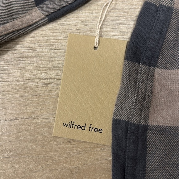 Wilfred flannel button up. - Picture 5 of 5